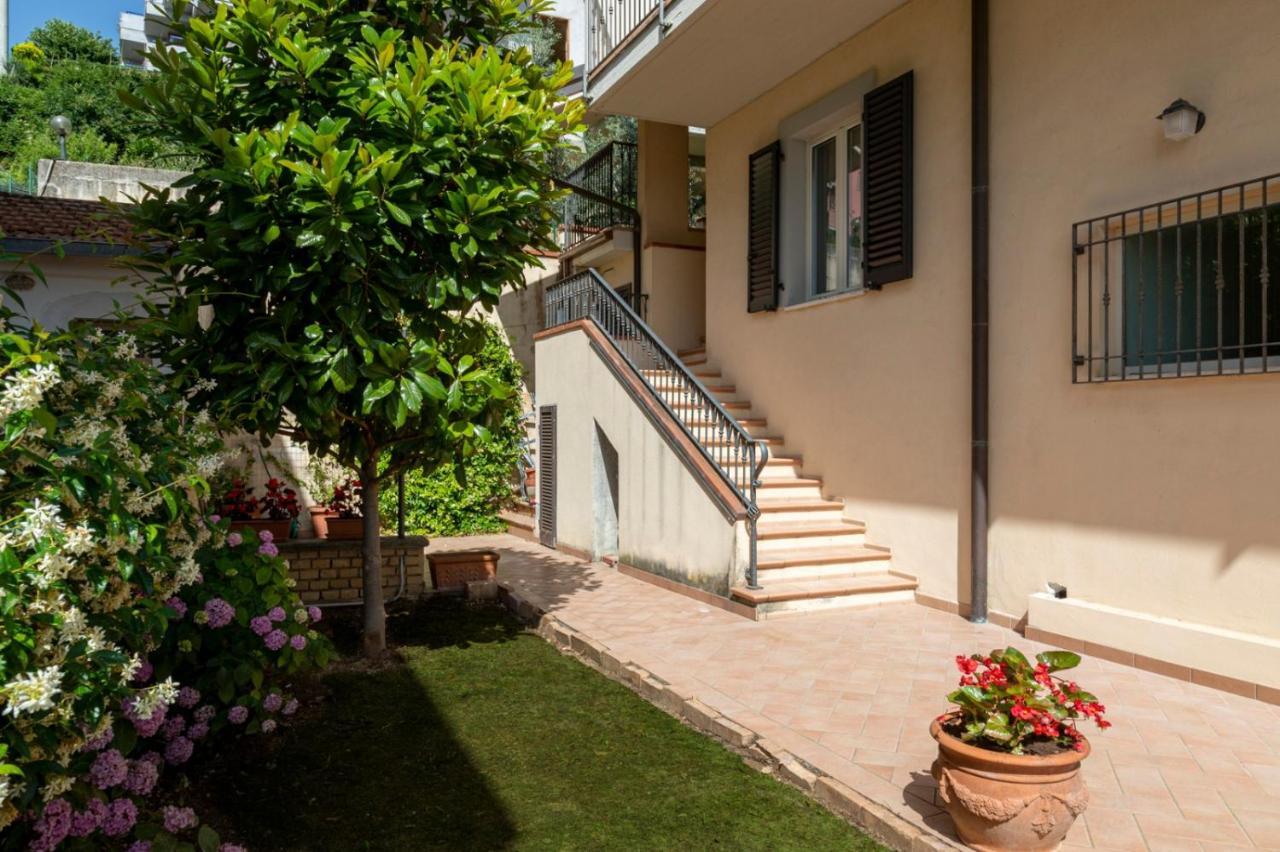 Apartamento Casa Rubini Teramo Exterior foto